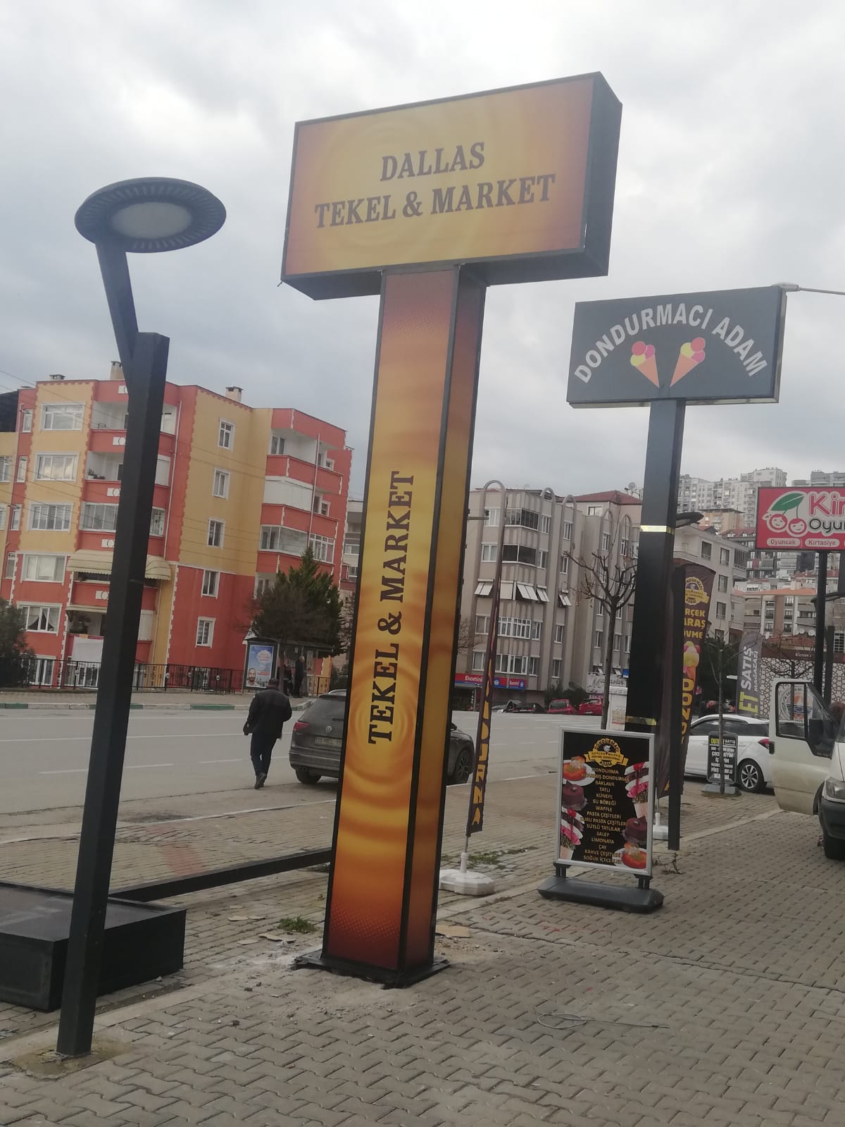 Dallas Tekel & Market