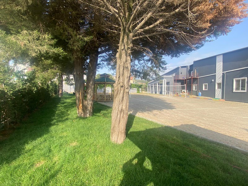 DÜŞÜNÜR KOLEJİ GEMLİK KAMPÜSÜ ANAOKUL-İLKOKUL – Gemlik