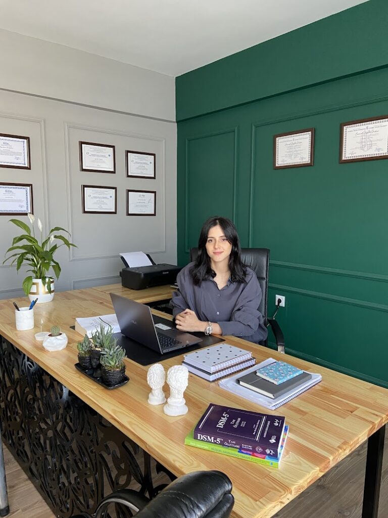 Klinik Psikolog Şevval ŞAKAR DEMİR – Gemlik