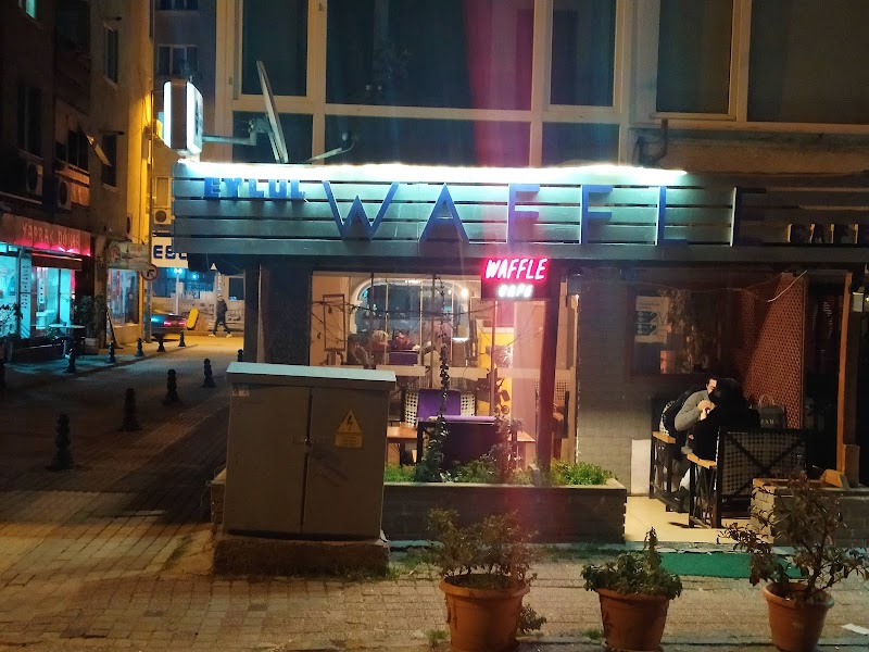 Eylül Waffle Cafe – Gemlik