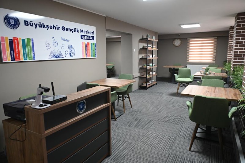 BURSA BÜYÜKŞEHİR BELEDİYESİ GEMLİK GENÇLİK MERKEZİ – Gemlik