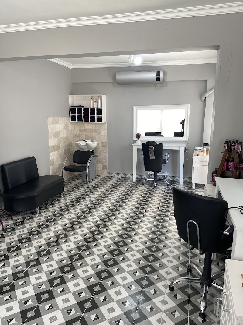 Öykü Kuaför – Gemlik