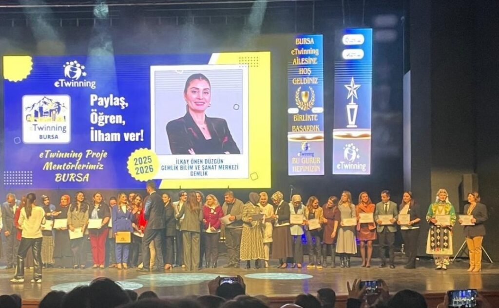 Bursa’da düzenlenen eTwinning Okul Etiketi ve Kalite Etiketi Belge Takdim Töreni’nde Gemlik’e 29 Ödül – Gemlik Gündem Gazetesi