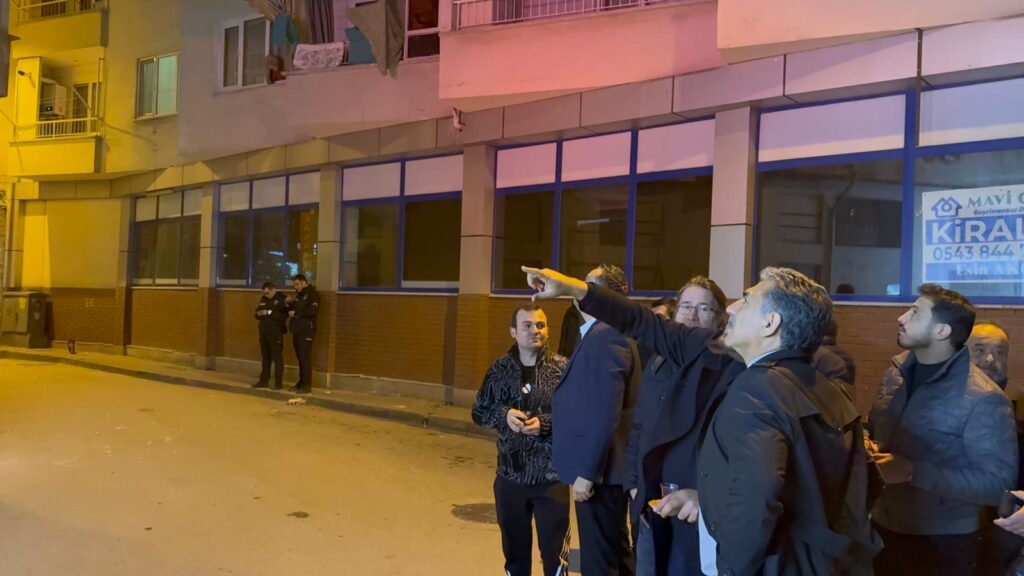 Gemlik’te hasarlı apartman tahliye edildi, sokak trafiğe kapatıldı – Gemlik Gündem Gazetesi