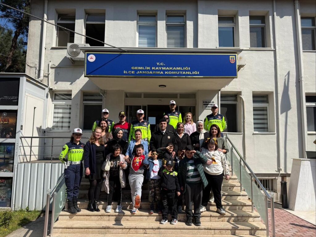 Gemlik’te anlamlı ziyaret… – Gemlik Gündem Gazetesi